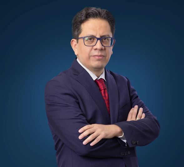 MoisesMacias MoisesMacias