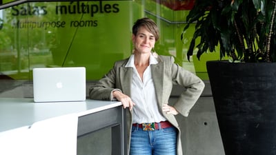 Ruta N crea programa para fortalecer capacidades digitales de personas entre 45 y 75 años